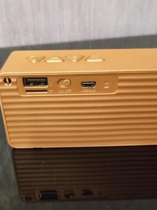 Портативна колонка