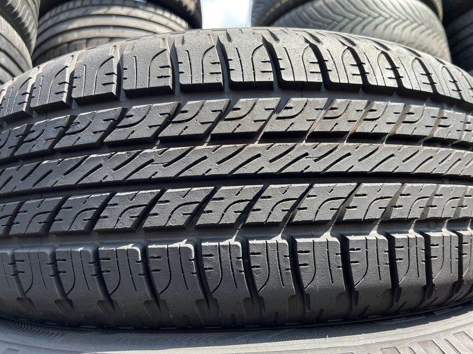 235 65 R17 (all Weather) GoodYear Wrangler H/P