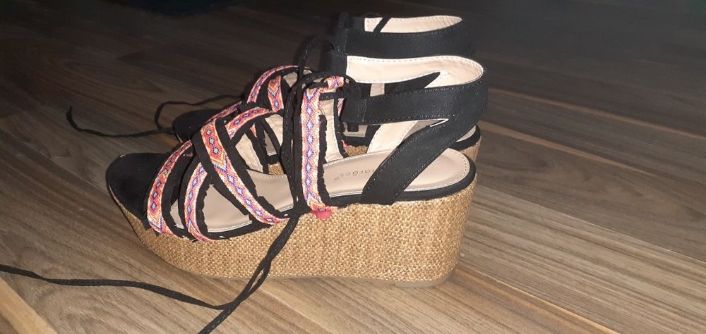 Sandálias calçado Guimarães