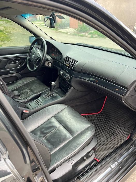 Продам BMW E39 3л дизель, автомат