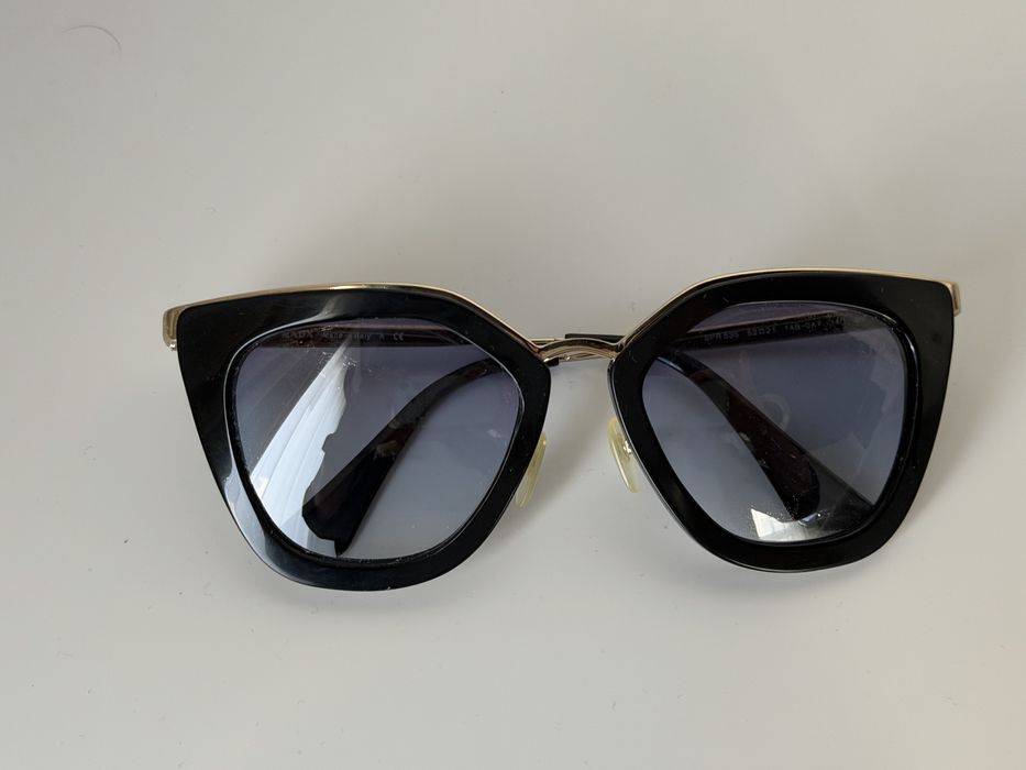 Okulary przeciwsloneczne PRADA