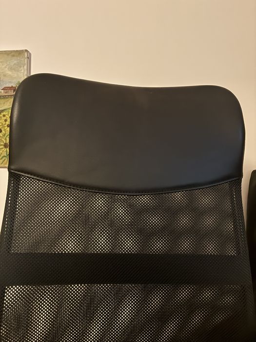 Cadeira de escritorio em tecido e rede