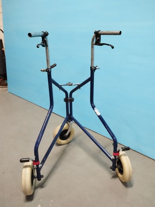 Інвалідна коляска