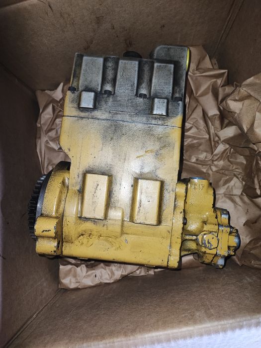 CAT pompa wtryskowa HEUI C7