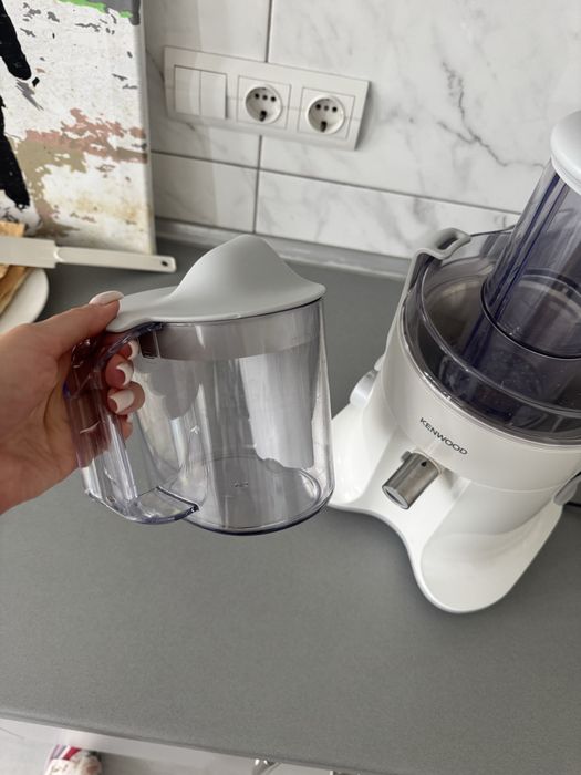 Соковыжималка Kenwood