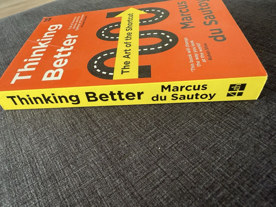Vendo livro em ingles “Thinking Better”