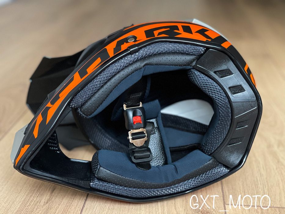 Мотошолом Мотошлем Spark