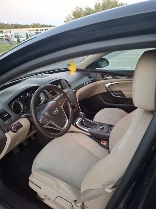 Opel Insigia  2010 rok