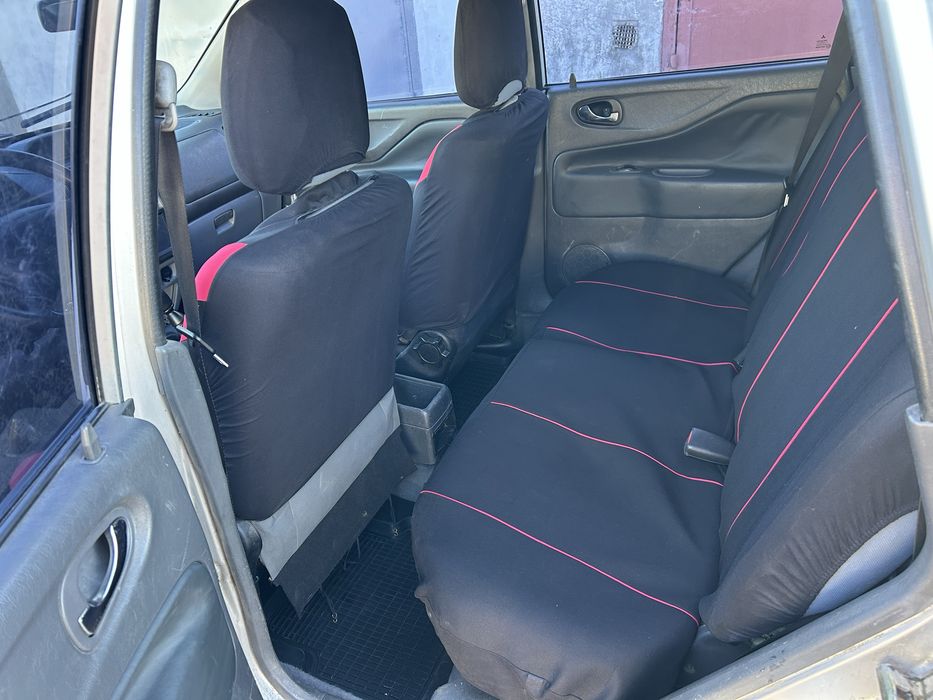 Mitsubishi space star