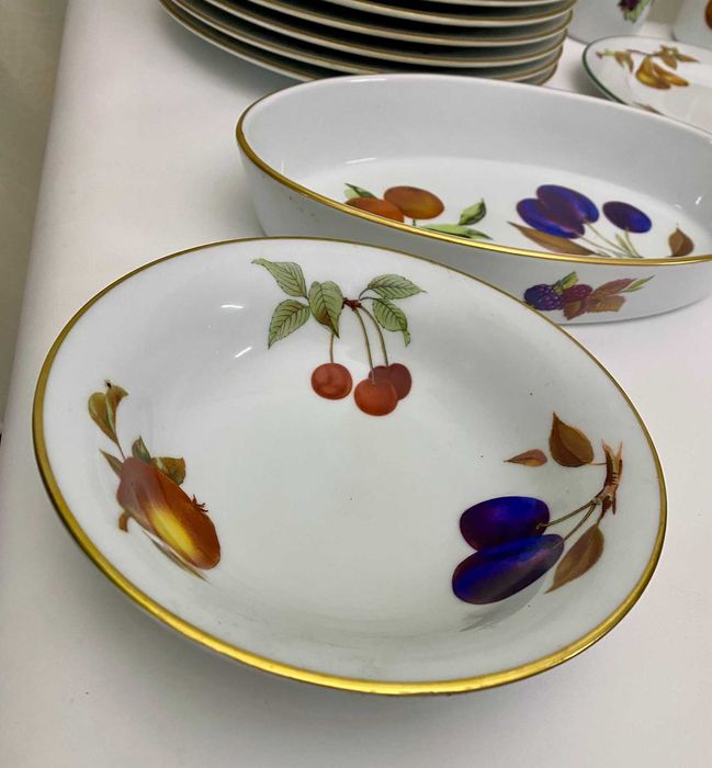 Lote 21 Peças Royal Worcester (Evesham Gold & Herbs) - Ouro 22k