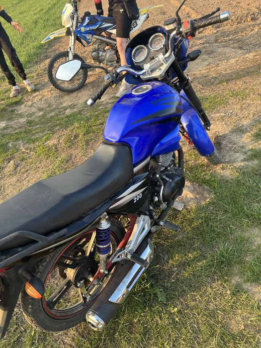 Продам VIPER 200