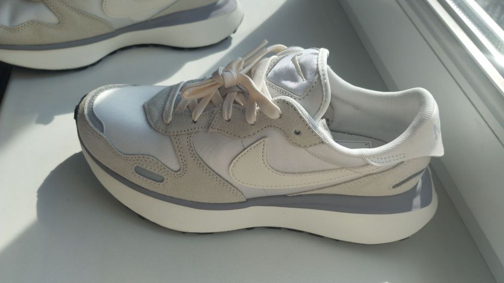 Жіночі кросівки Nike Phoenix waffle
