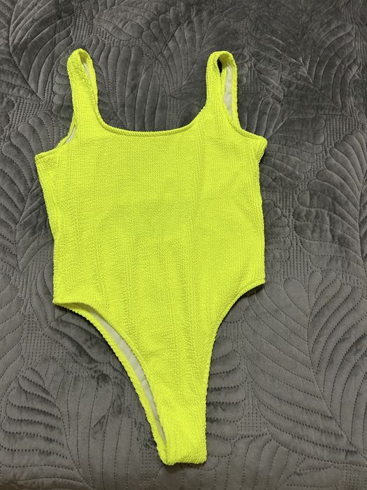 Купальник новий ,  розмір s-m , Тканина тягнеться