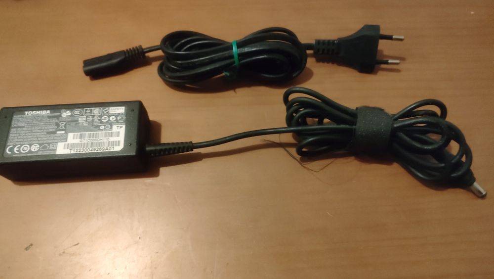 Adaptador computador Toshiba