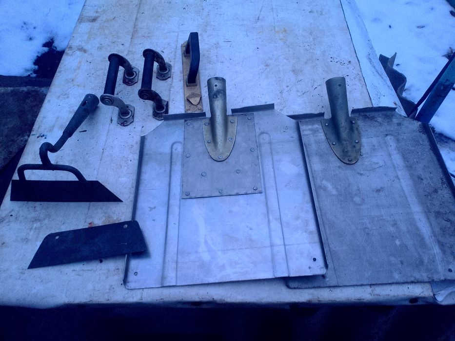 Лопата для снега