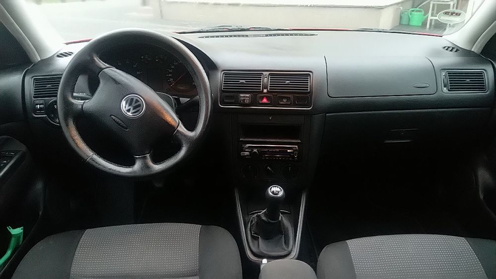 Golf 4 1.6 benzyna-LPG, Hak
Samochõd sprawny i zadbany, ładn