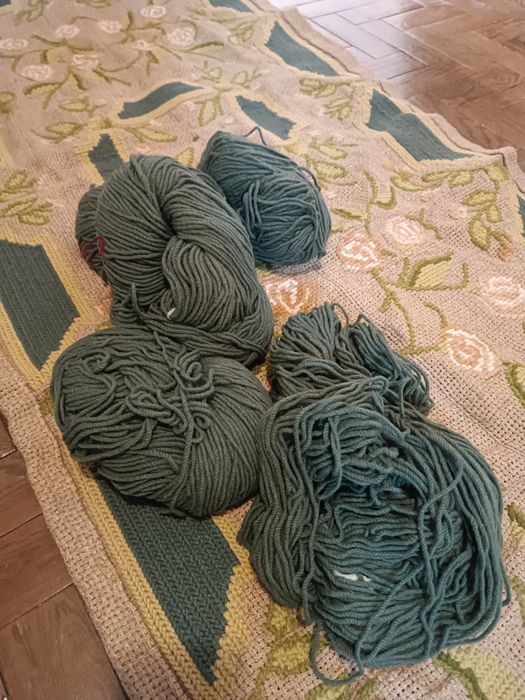 Passadeira de arraiolos inacabada