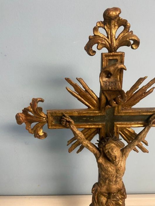 Crucifixo Talha Dourada - 2a metade Sec. XVIII