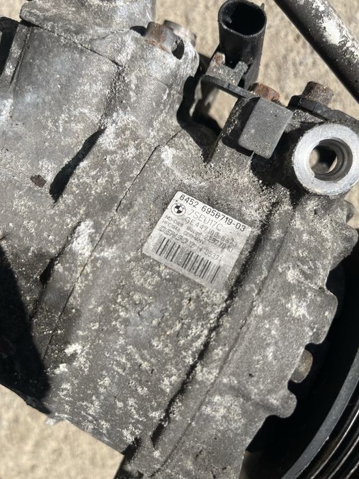 Sprezarka kompresor klimatyzacji bmw e90 e91 e92 e93 e84 e82 e88 n54