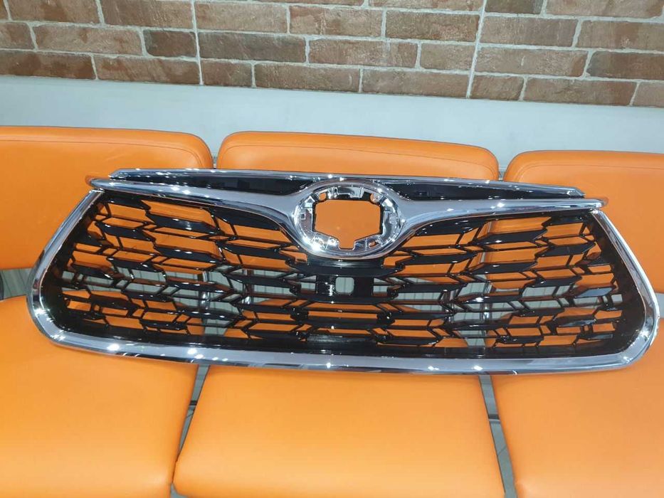 Решітка радіатора grill Toyota Highlander 20-26  , хром  531010E370