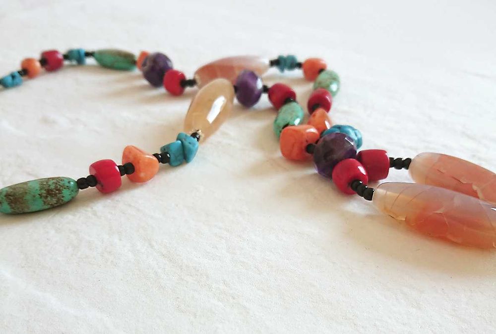 Naszyjnik handmade Agat, Koral, Ametyst, Turkus. Kamienie naturalne.