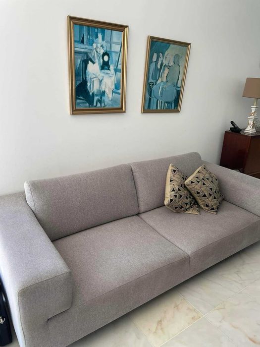 Sofá de marca de prestígio italiana como novo