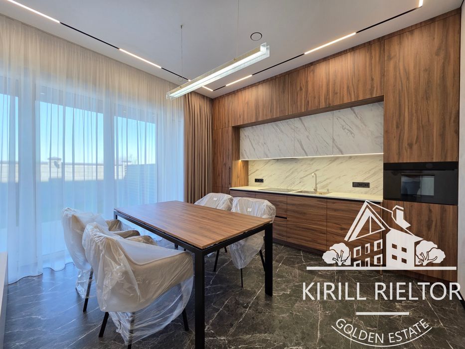 В коттеджном городке "Золотые Ключи" продается новый таунхаус