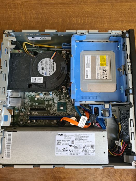 Dell 5050 SFF i5-7500 / 16GB 1TB / W10
