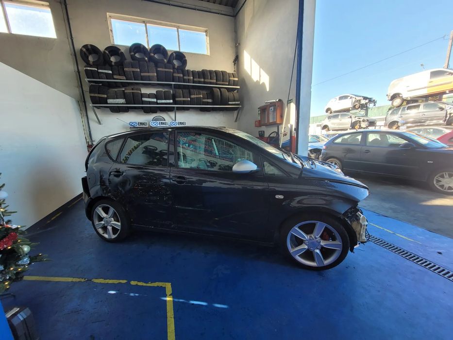 Seat Altea 1.9 TDI 105cv de 2007 ás peças.