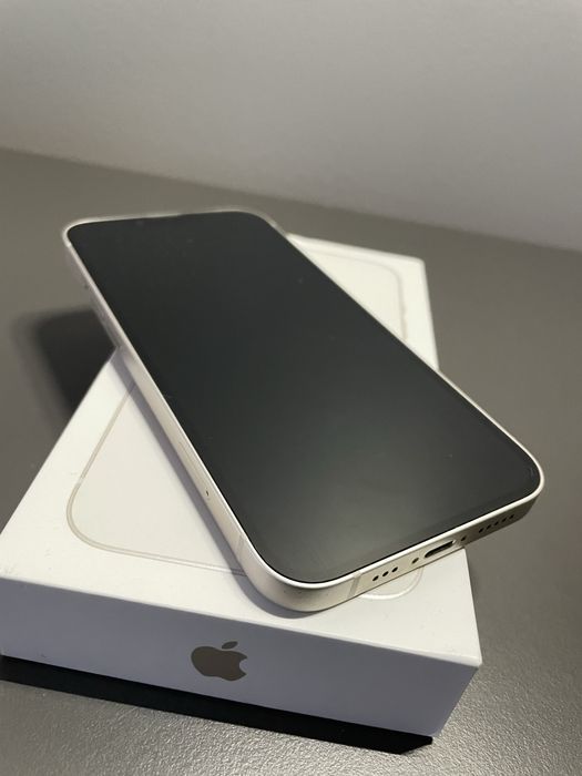 iPhone 13 128GB biały