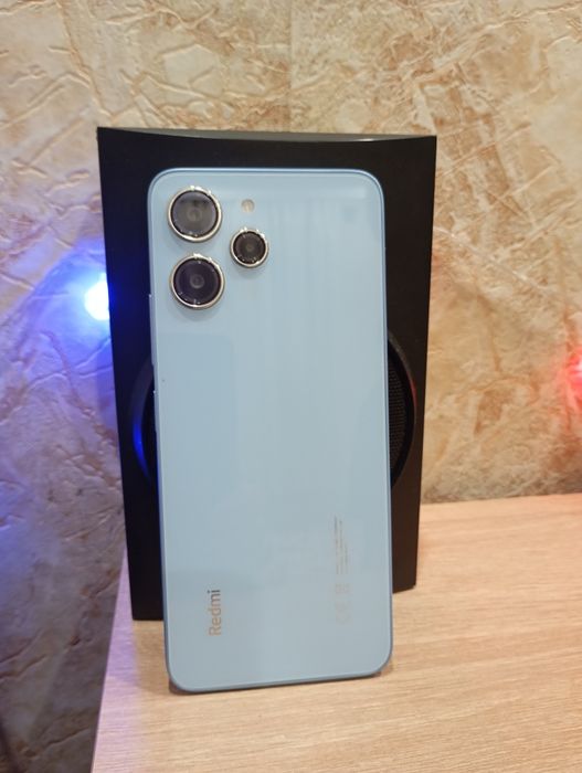 Смартфон Xiaomi redmi 12