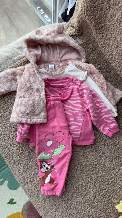 Набір одягу  sinsay, h&m kids, carters, кофта, штани 6-9 місяців