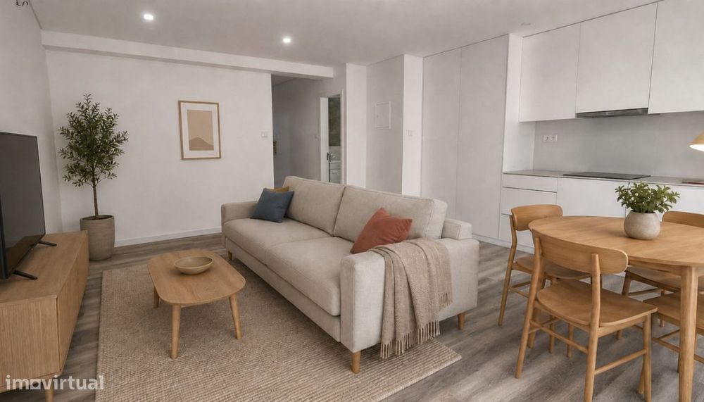 For Sale: Fully Renovated 3-Bedroom Apartment Near the Beach in Póvoa de Varzim