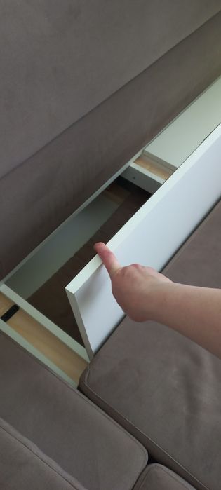 Кухонний диван зі спальним місцем