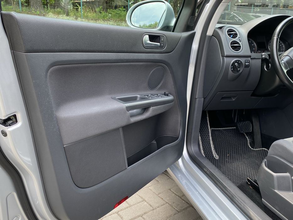 Golf Plus 1.6 Бензин Автомат