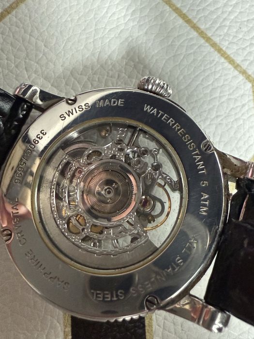 Швейцарский годинник EPOS