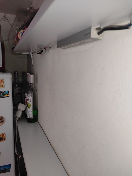 Меблі для закладу / дому. Полки