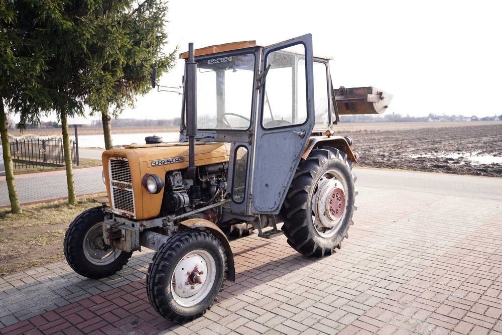 Ciągnik Ursus C330