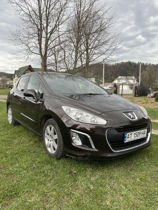 Peugeot 308 2011 р рейстал
