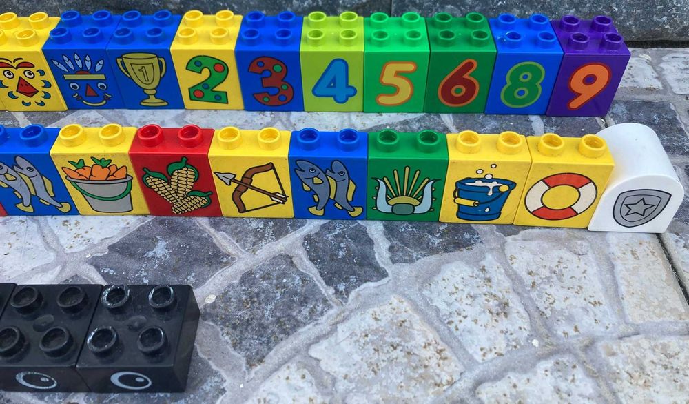Conjunto de 34 Peças com Desenhos LEGO Duplo