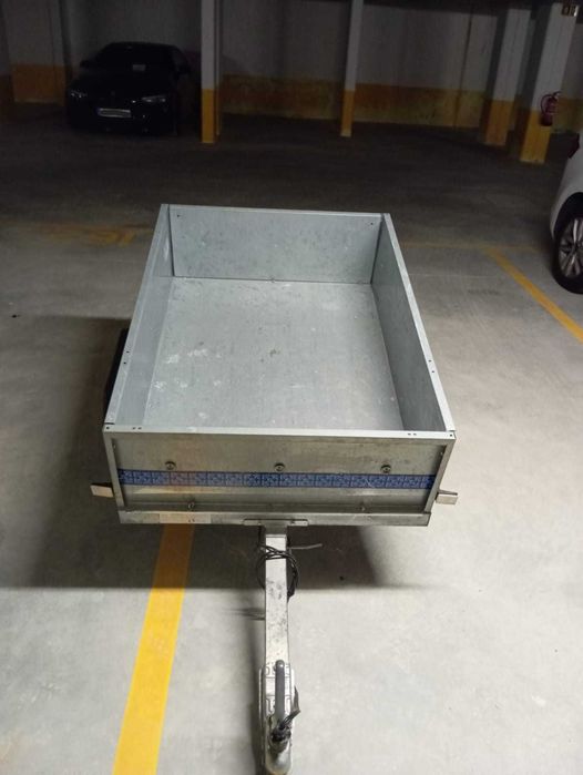 Reboque / Atrelado para Carro - OFERTA Lona & Pneu Suplente