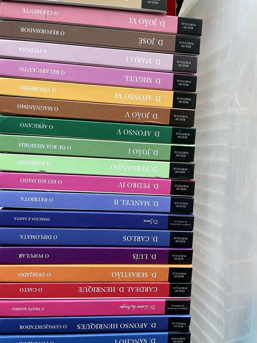 Conjunto de livros - romances, literatura e história