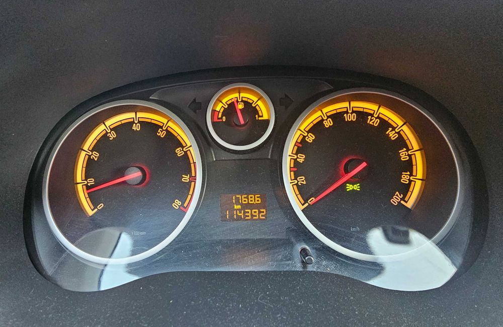 Samochód osobowy Opel Corsa