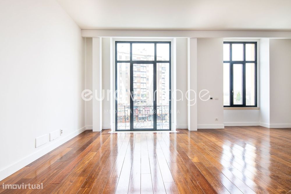 Apartamento T1 em Condomínio Fechado, Centro Leiria