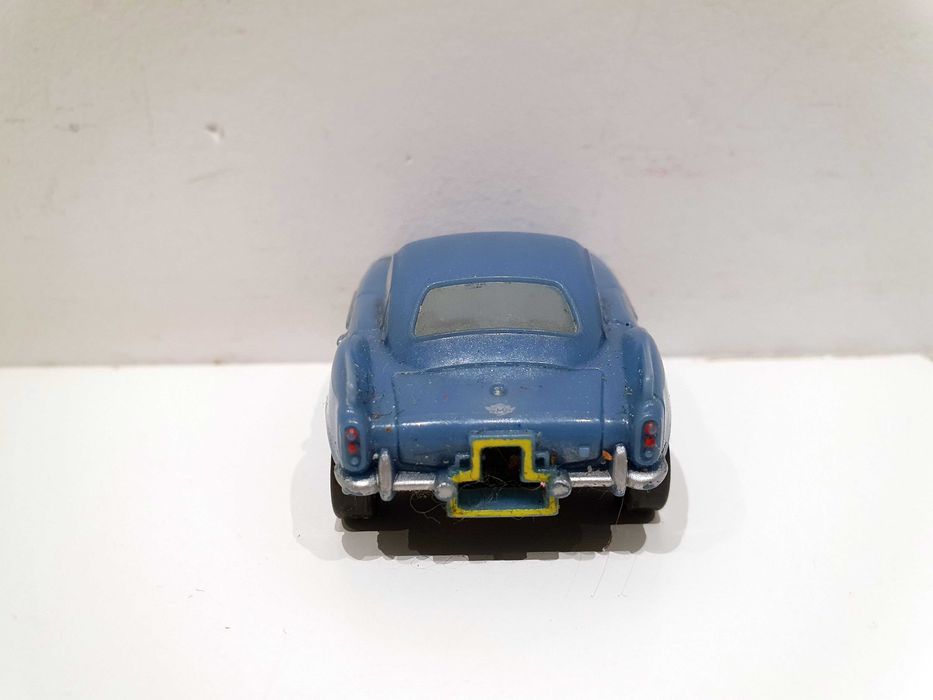 Mattel Disney Pixar Auta Cars Finn McMissile V3018