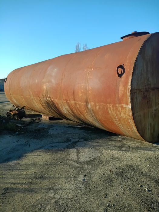 Продам резервуари