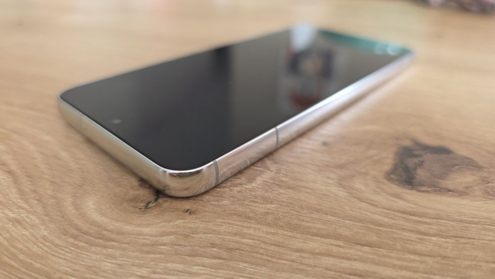 Samsung S22 z 2023 roku