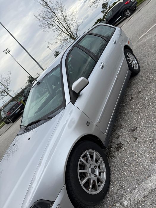 Volvo v40 1.9 120cv diesel