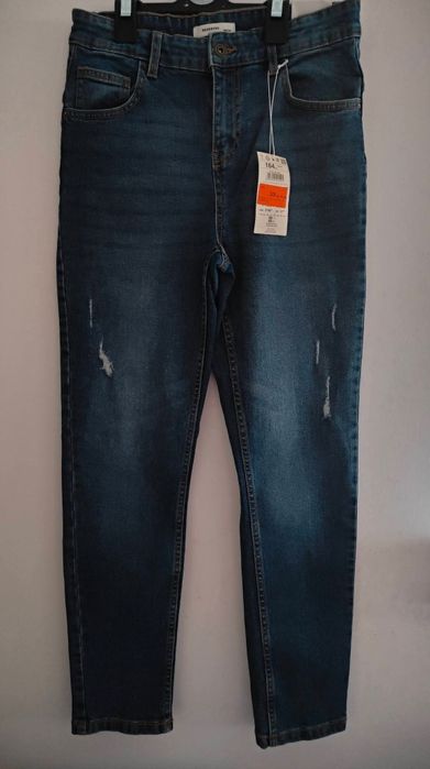 RESERVED Spodnie jeans 164