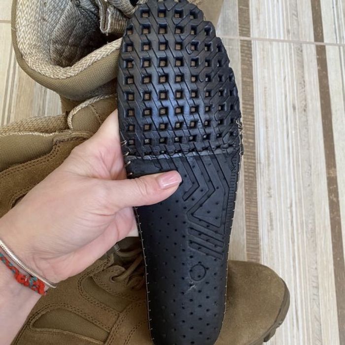 Берци,тактичне військове взуття belleville